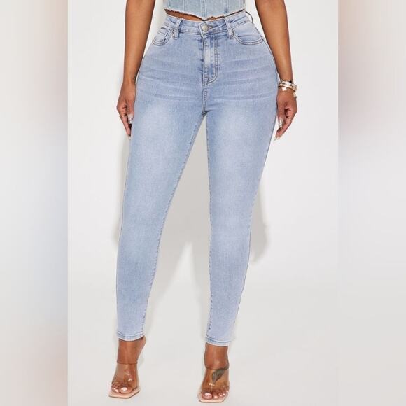 San Diego Sculpting High Rise Stretch Skinny Jeans - Light Wash - Picture 2 of 5